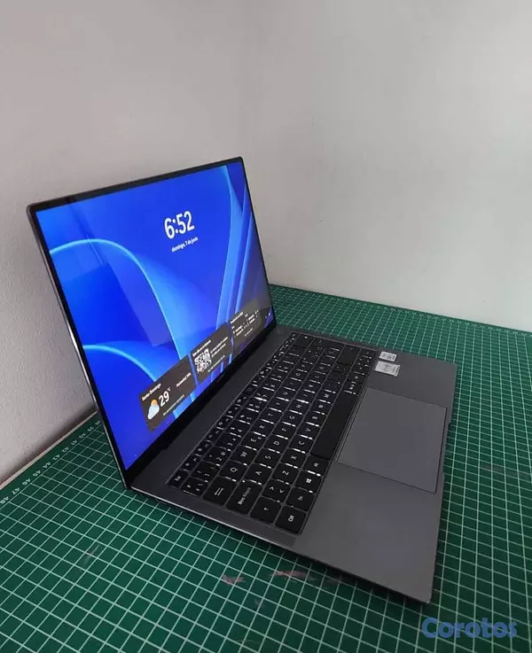 computadoras y laptops - HUAWEI MATEBOOK PRO RD$ 25,000 Negociable  2