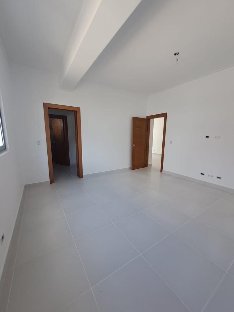 apartamentos - Apartamento 1 habitacion Nuevo  6to piso Evaristo  Morales 
 1
