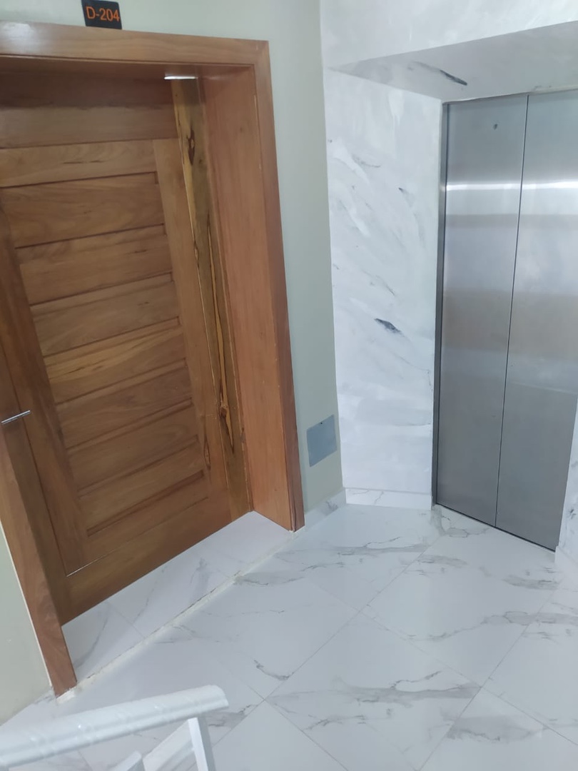 apartamentos - Venta de apartamento en la avenida España de 184mts Santo Domingo este  2