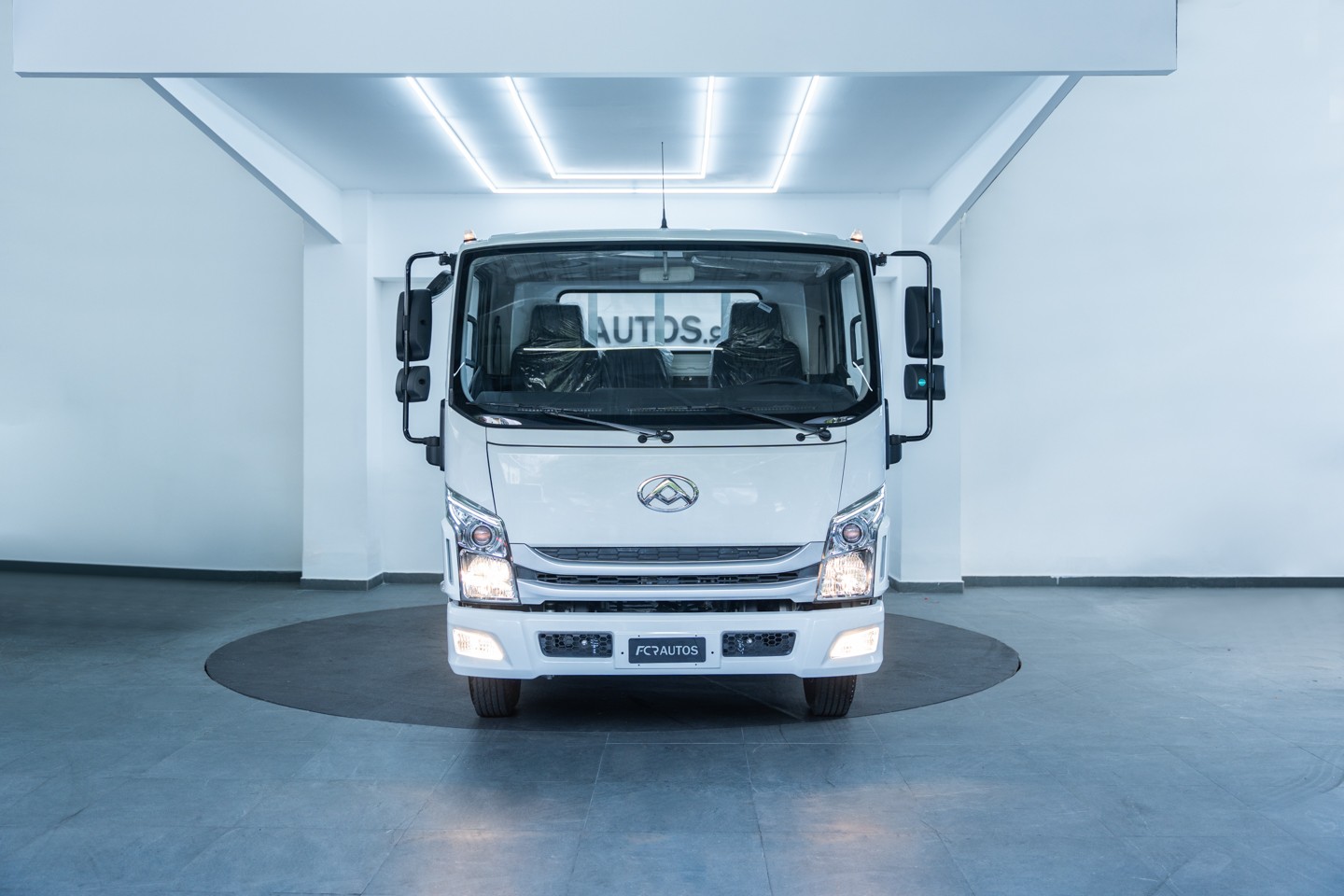 camiones y vehiculos pesados - MAXUS C300 2023 2