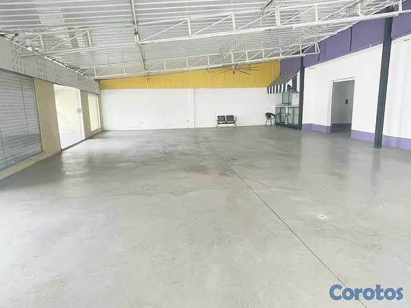 oficinas y locales comerciales - Nave comercial con showroom  6