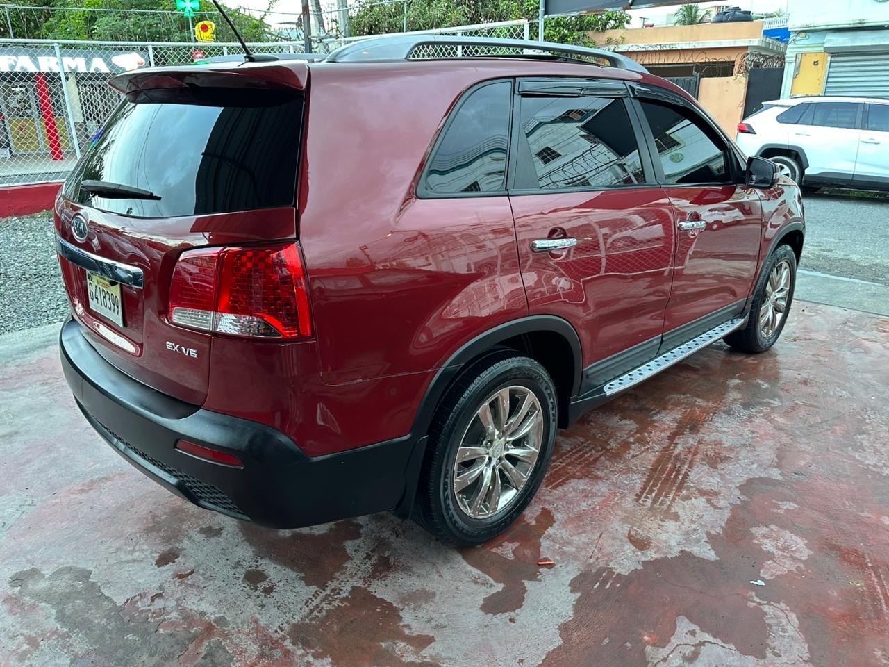 jeepetas y camionetas - KIA SORENTO EX 2011 FULL PANORÁMICA MOTOR 3.5 V6 LETHER, PUSH BOTTON & MÁS! 2