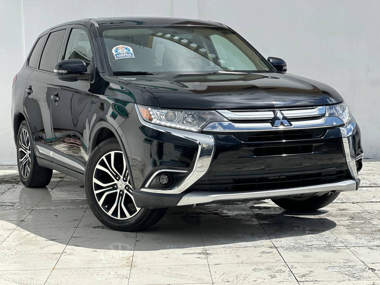jeepetas y camionetas - MITSUBISHI OUTLANDER SEL 2018    CLEAN CARFAX