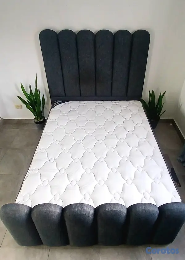 muebles y colchones -  Cama queen size y colchón como nuevo  4