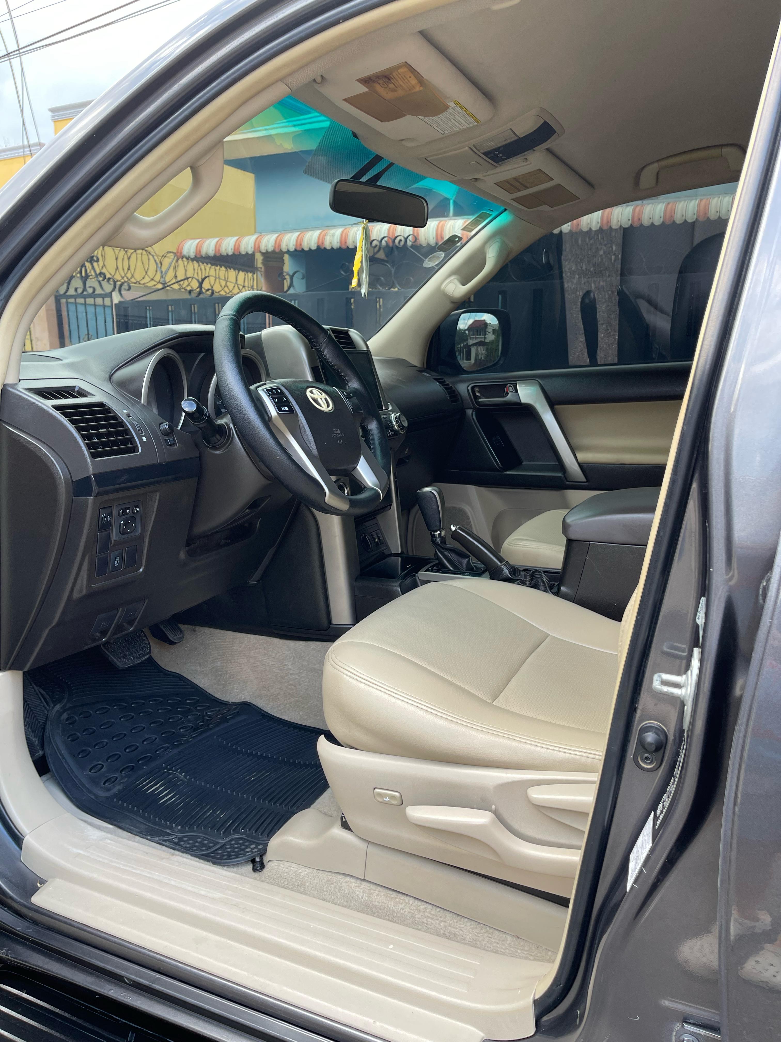 jeepetas y camionetas - Toyota land cruicer prado txl 2012 1