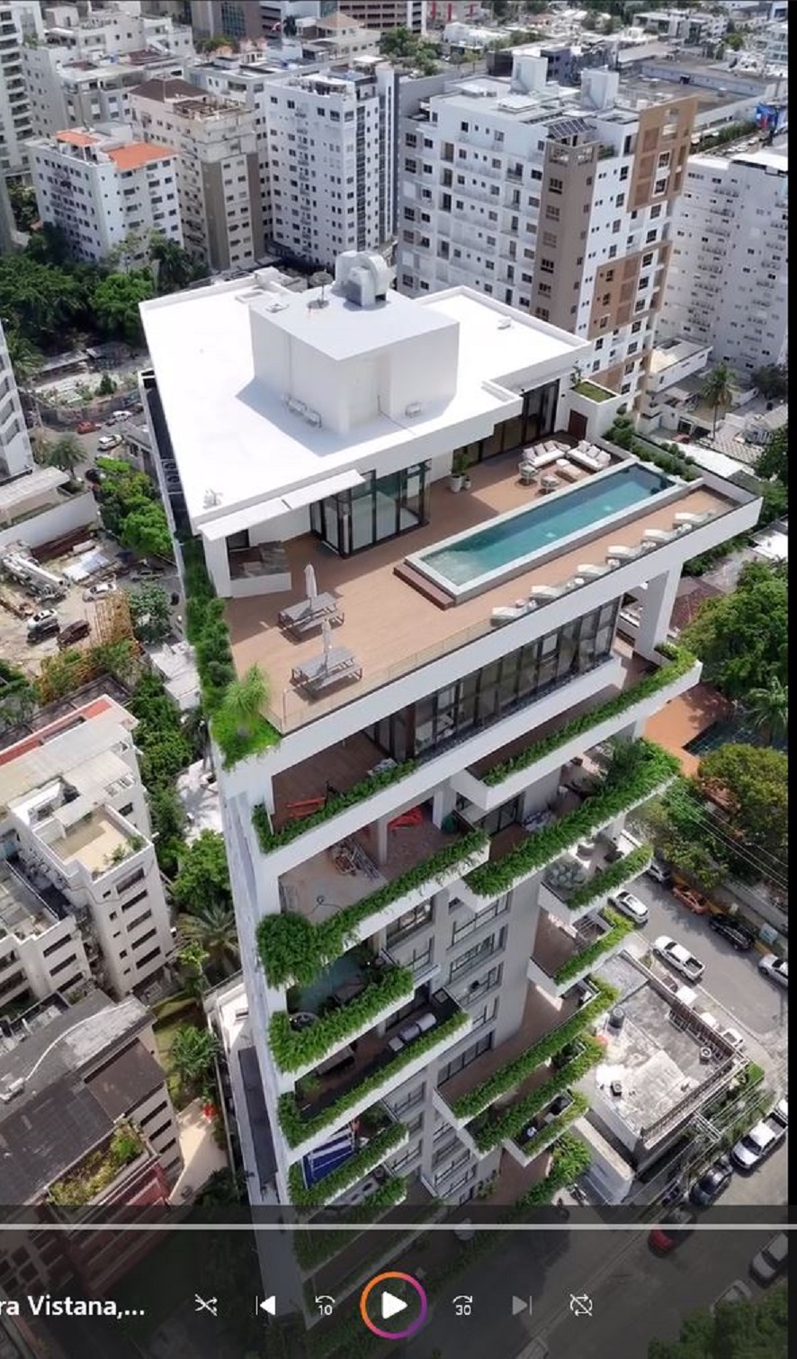 apartamentos - Apartamento en Paraiso Uno por piso 6 parqueos 5