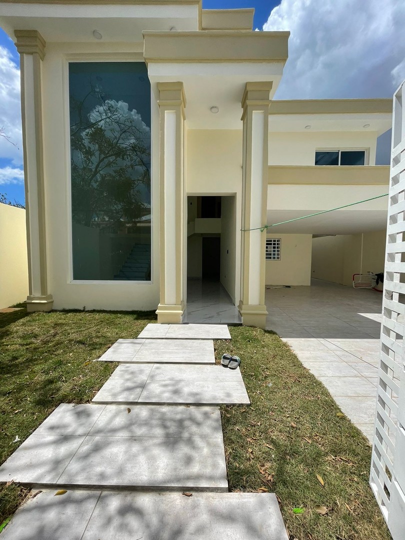 casas - Se vende casa de dos niveles en San Isidro 3