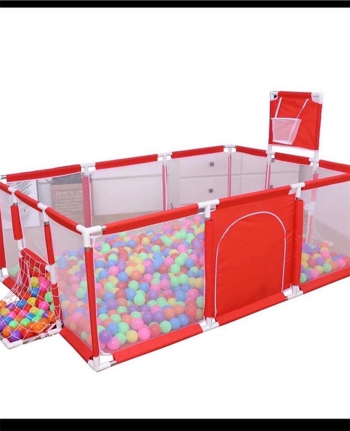 juguetes - Corral grande para 4 o más niños  con aro de basket y arco de fútbol Nuevo