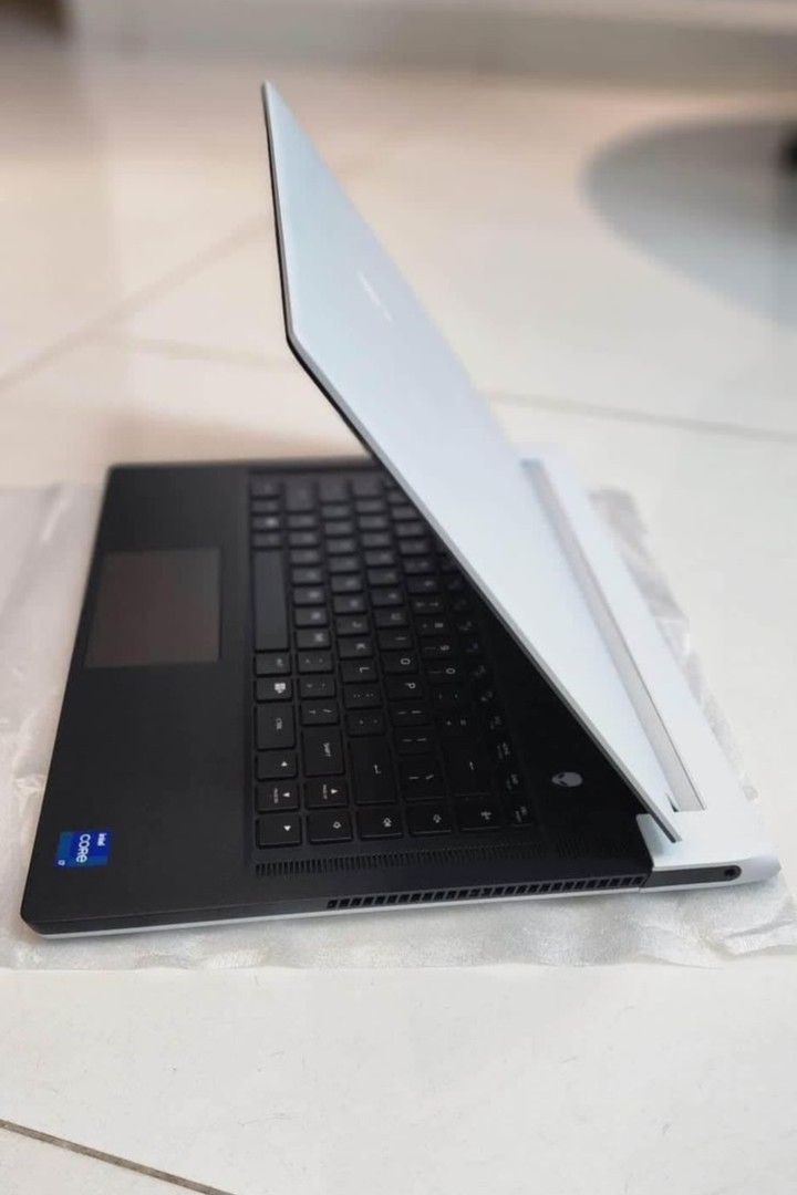 computadoras y laptops - Alienware 15 Pulg Core i7 11va Gen Ram 64gb Disco 512gb RTX 3060 6GB 3