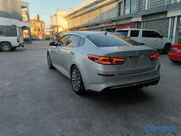 carros - KIA K5 2020 GRIS 10