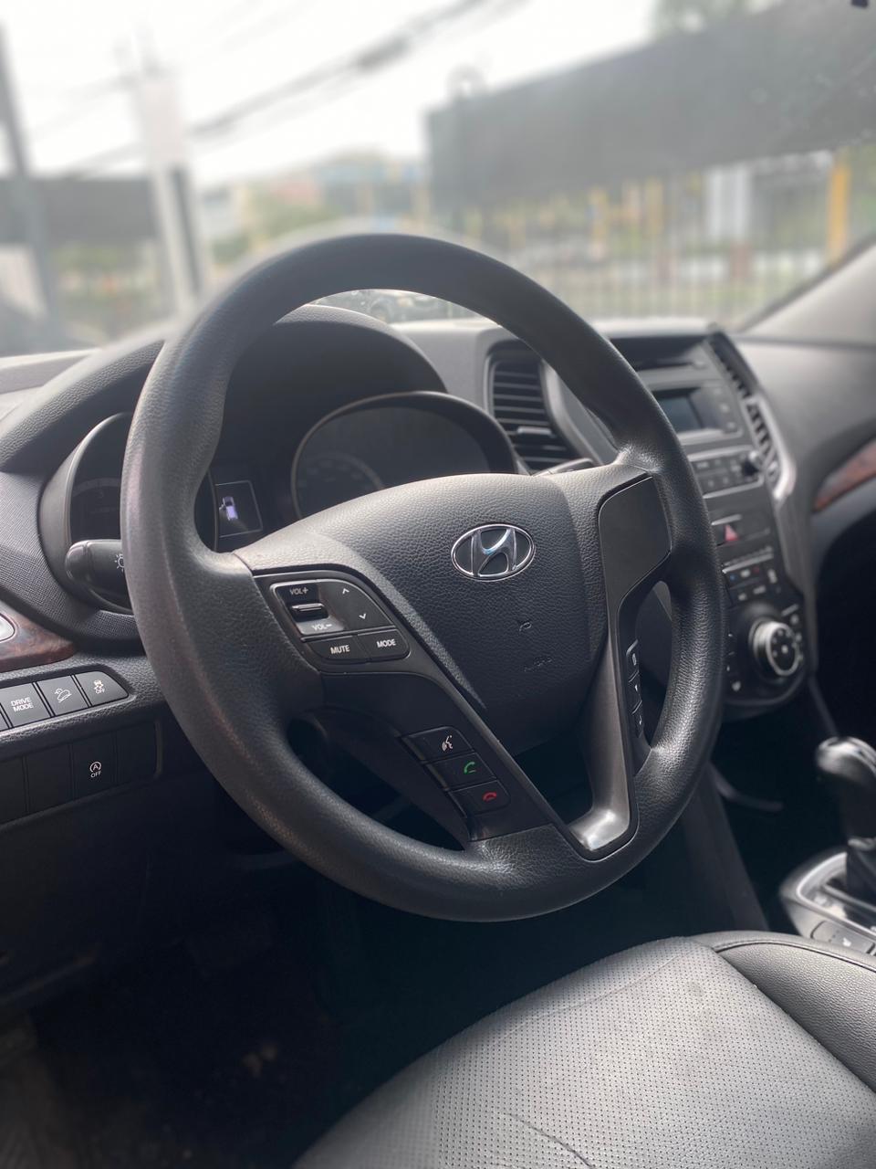 jeepetas y camionetas - HYUNDAI SANTA FE 2018 1