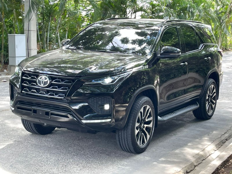 jeepetas y camionetas - Toyota fortuner 2021 2