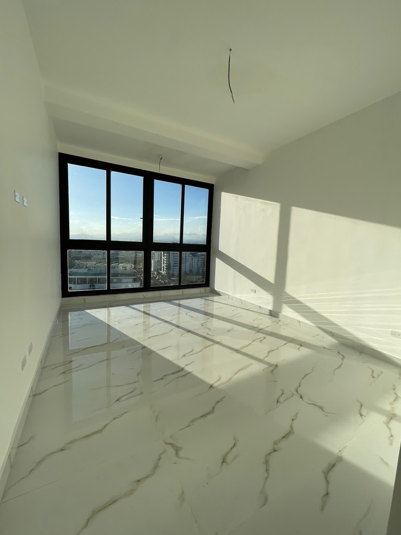 penthouses - Vendo PentHouse con una vista totalmente despejada en la Urbanización Real  6