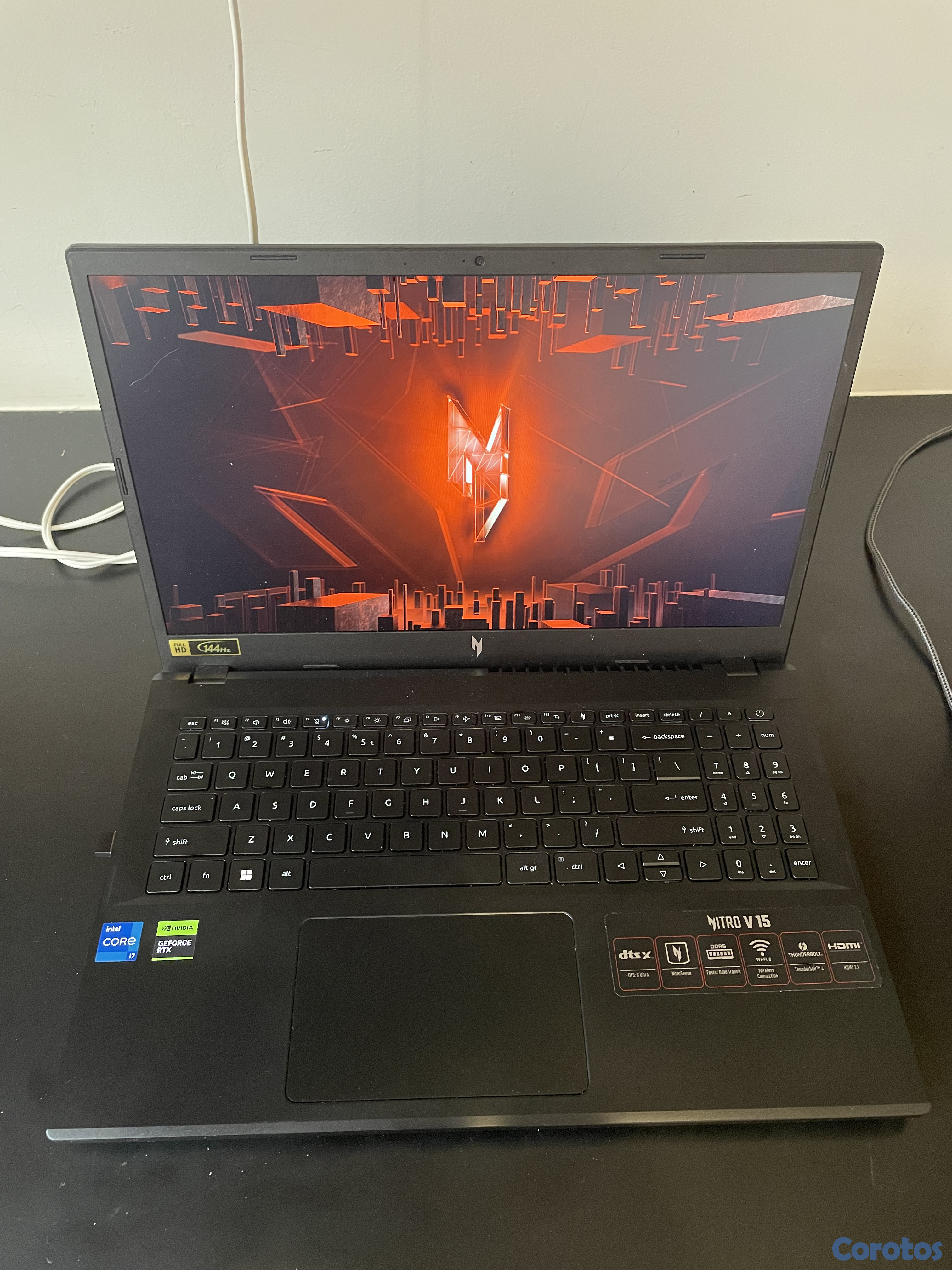 computadoras y laptops - ACER NITRO 5 15.6" 144HZ - Intel i7-13620H 16GB DD 3