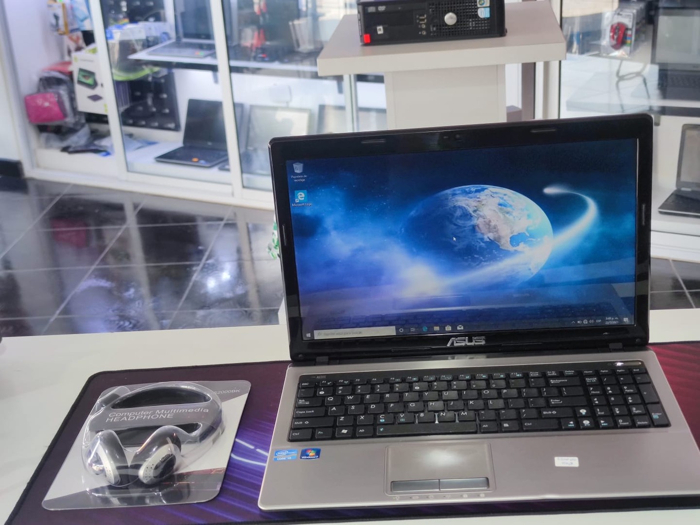 computadoras y laptops - laptop asus A53e i3 4ram 320Hdd