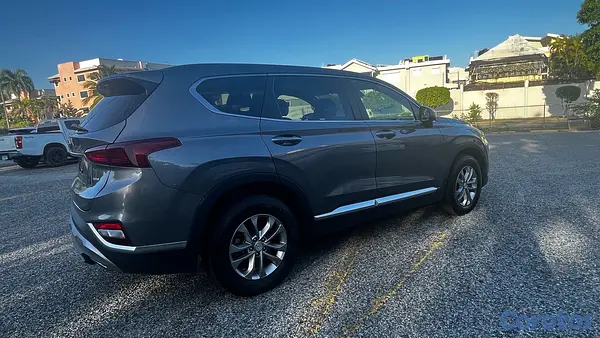 jeepetas y camionetas - Hyunday Santa Fe 2020 9