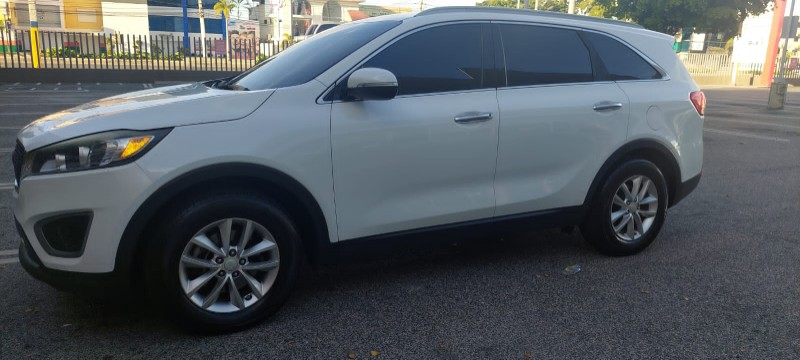 jeepetas y camionetas - Kia sorento 2016 1