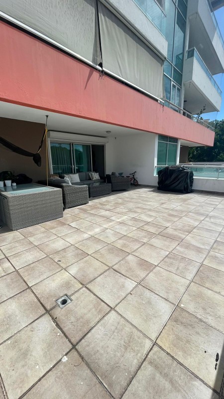 apartamentos - Rento apartamento amplio con varios parqueos 
Terraza amplia 0