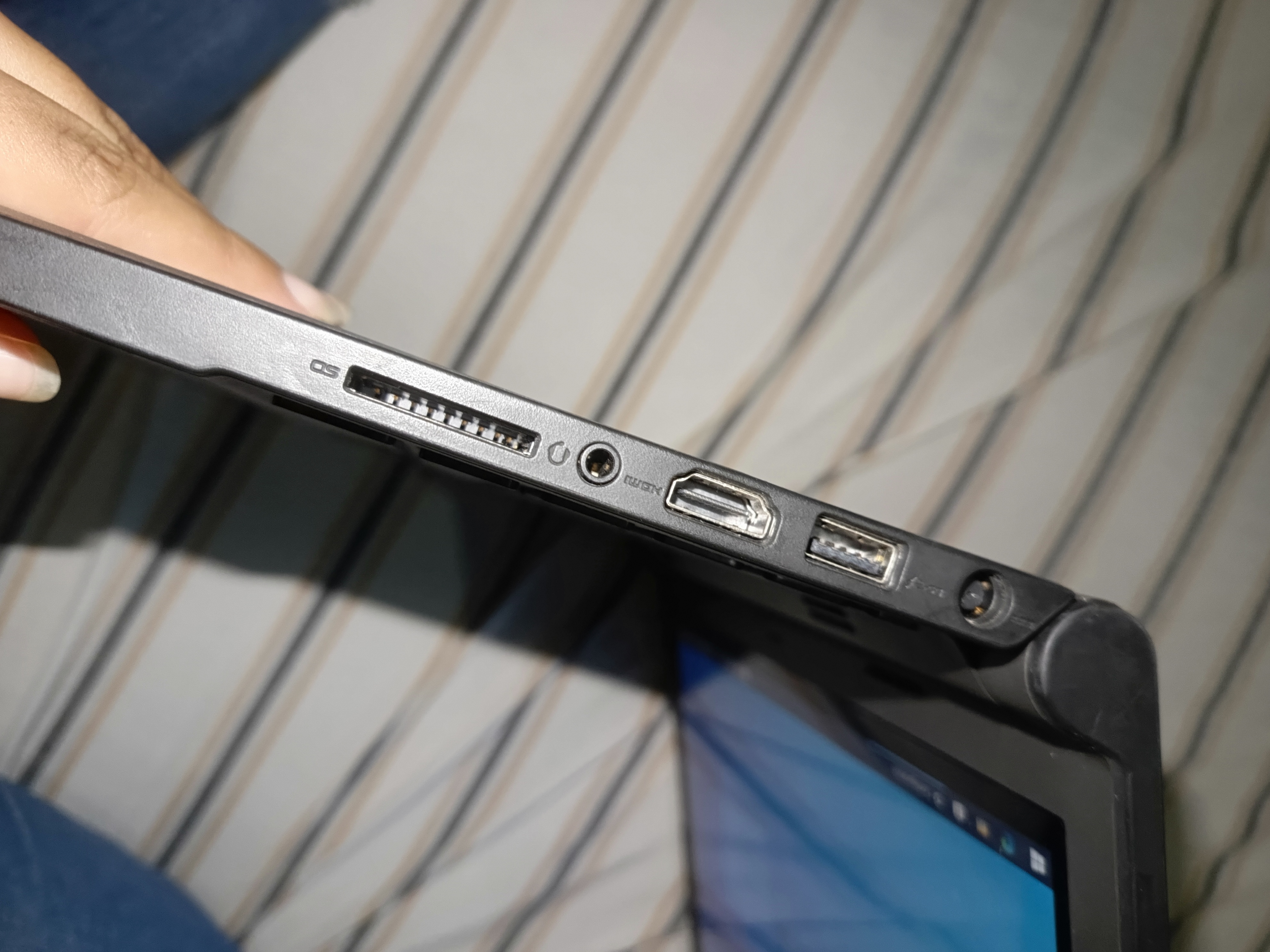 computadoras y laptops - Laptop Touch 4