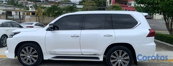 jeepetas y camionetas - 2017 Lexus LX 570 5