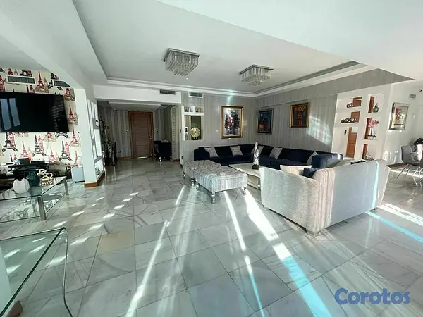 apartamentos - Apartamento tipo penthouse en Naco 5