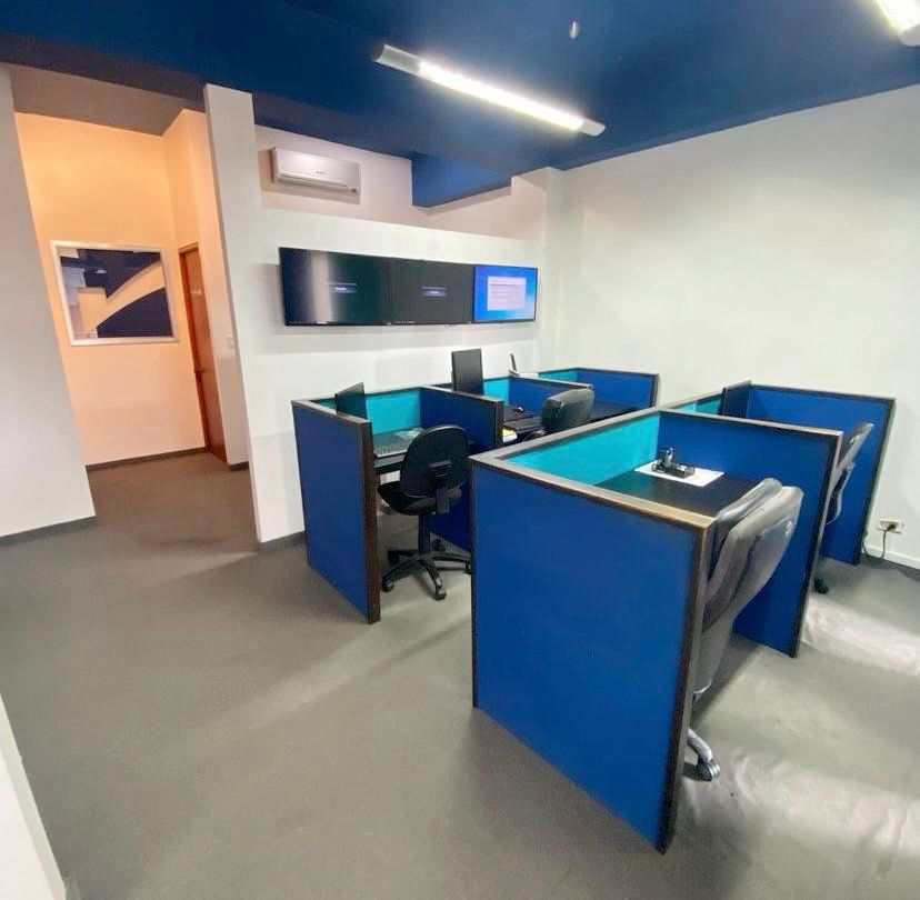 oficinas y locales comerciales - Local comercial en el millon 4
