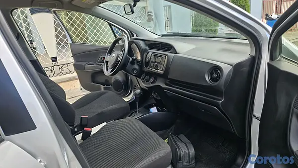 carros - Toyota vitz 2020 nuevo 7