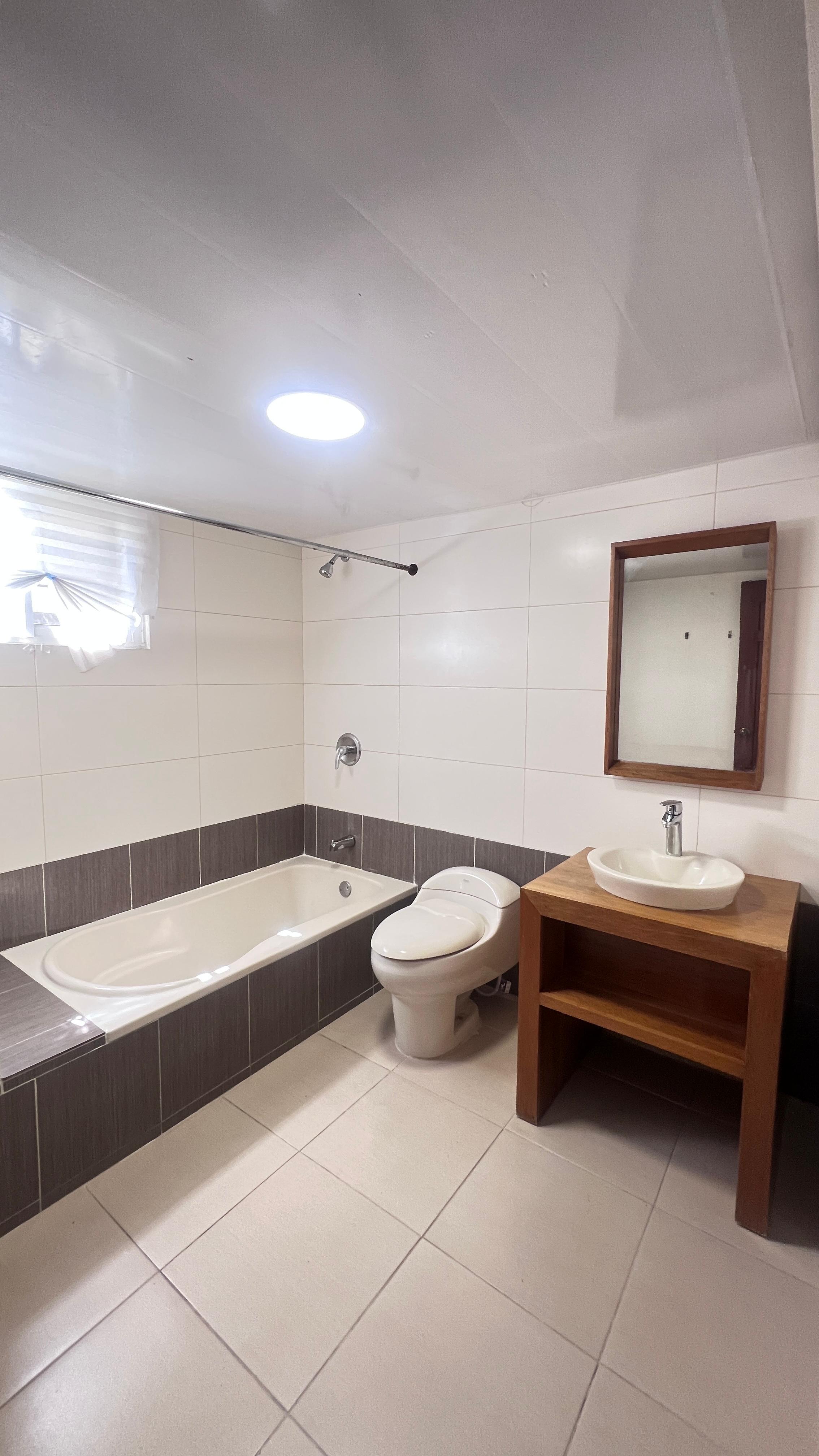 apartamentos - Apartamento en Ensanche La Julia  | MH-3215 7