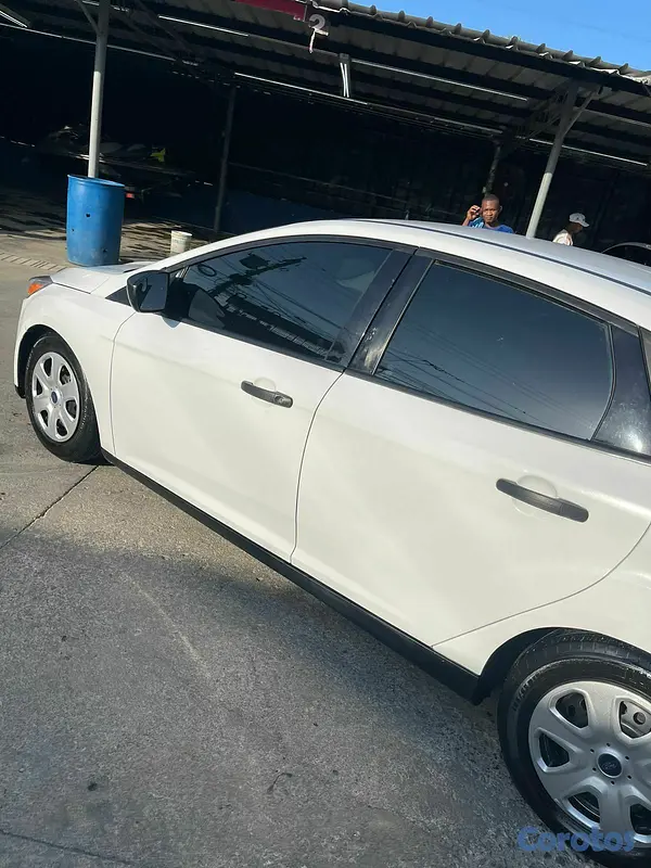 carros - FORD FOCUS 7