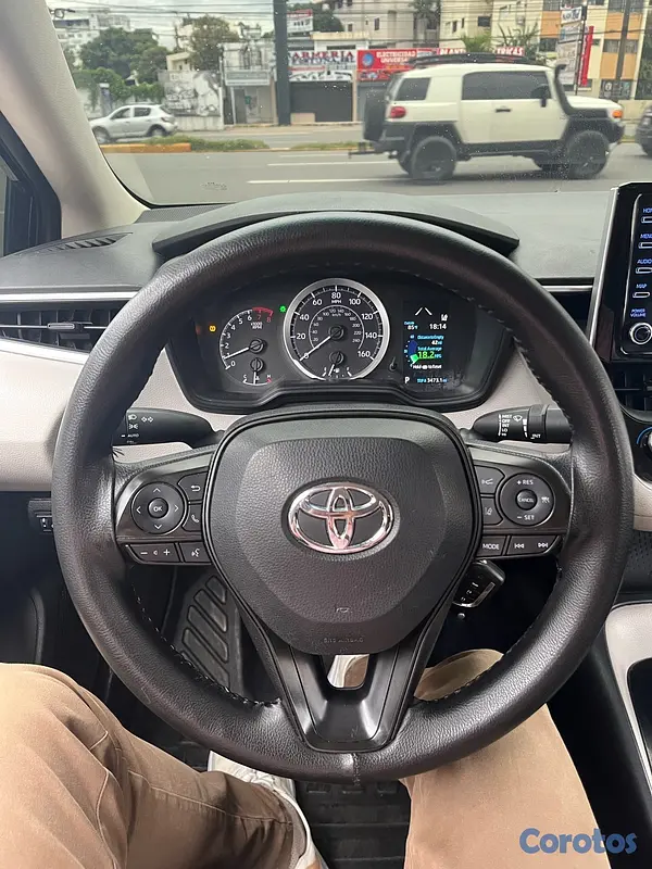 carros - Toyota Corolla LE 2020 5