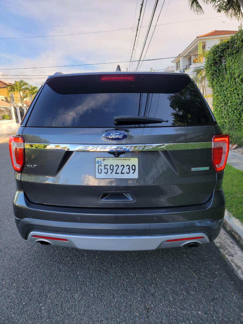 jeepetas y camionetas - Ford Explorer xlt 2014 eccobost 8