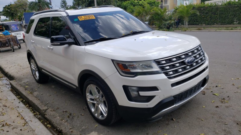 jeepetas y camionetas - Ford Explorer xlt 2016 3