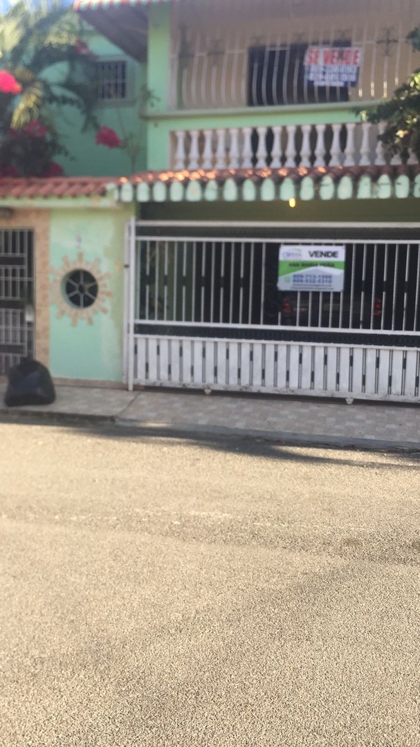 casas - vendo 
casa  Santo Domingo este 
Prado oriental 5