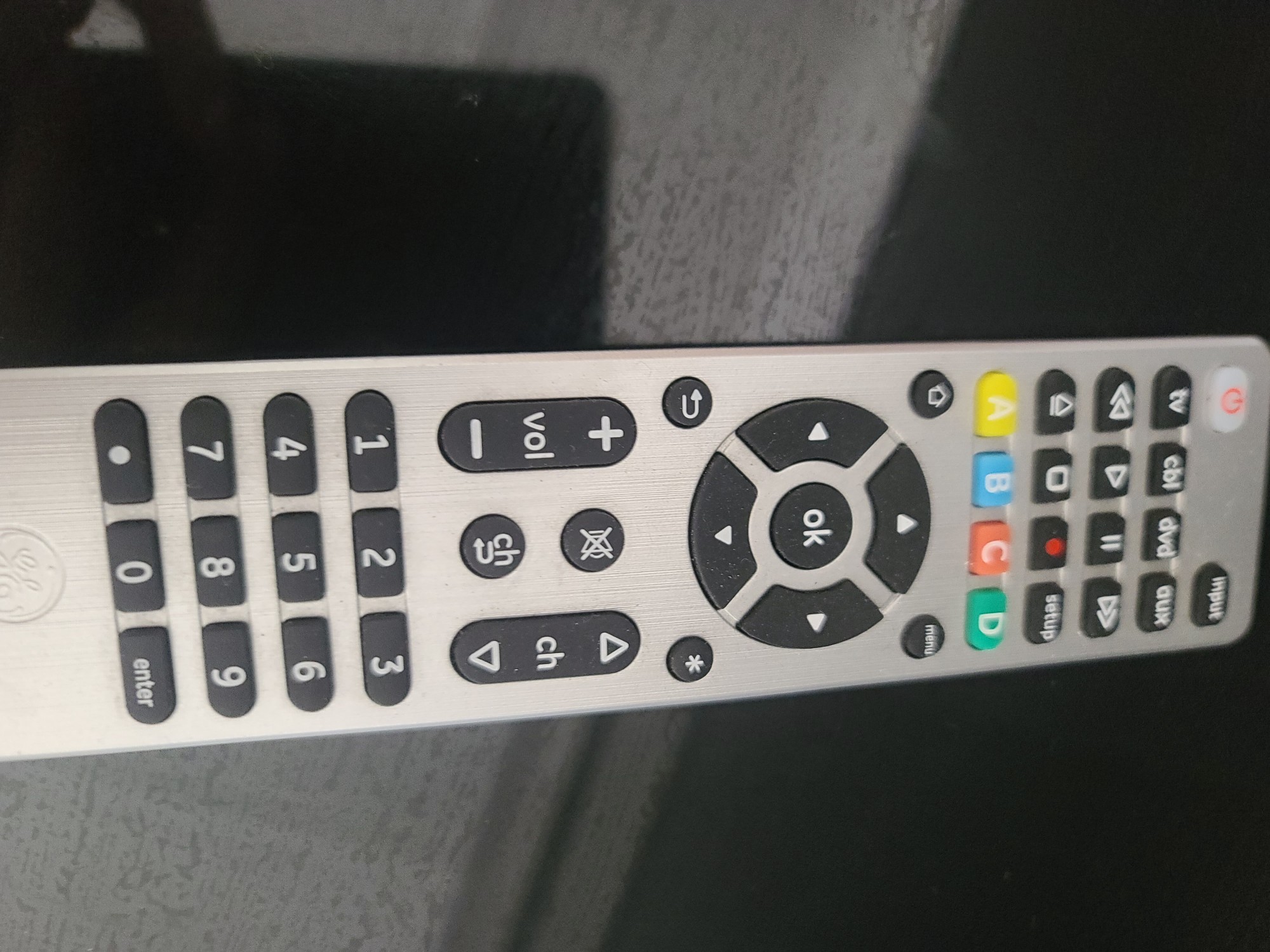 tv - Televisor RCA LED 40" como nuevo sin reparacion 5