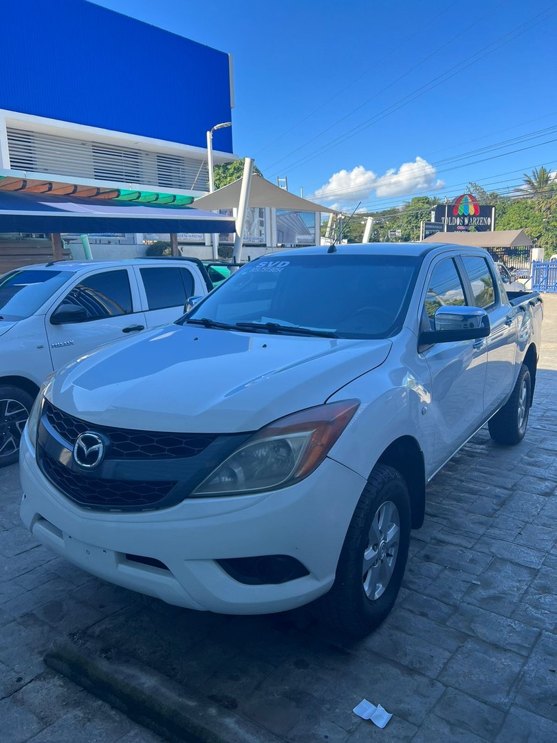 jeepetas y camionetas - Mazda bt 50 2016 mecánica  5
