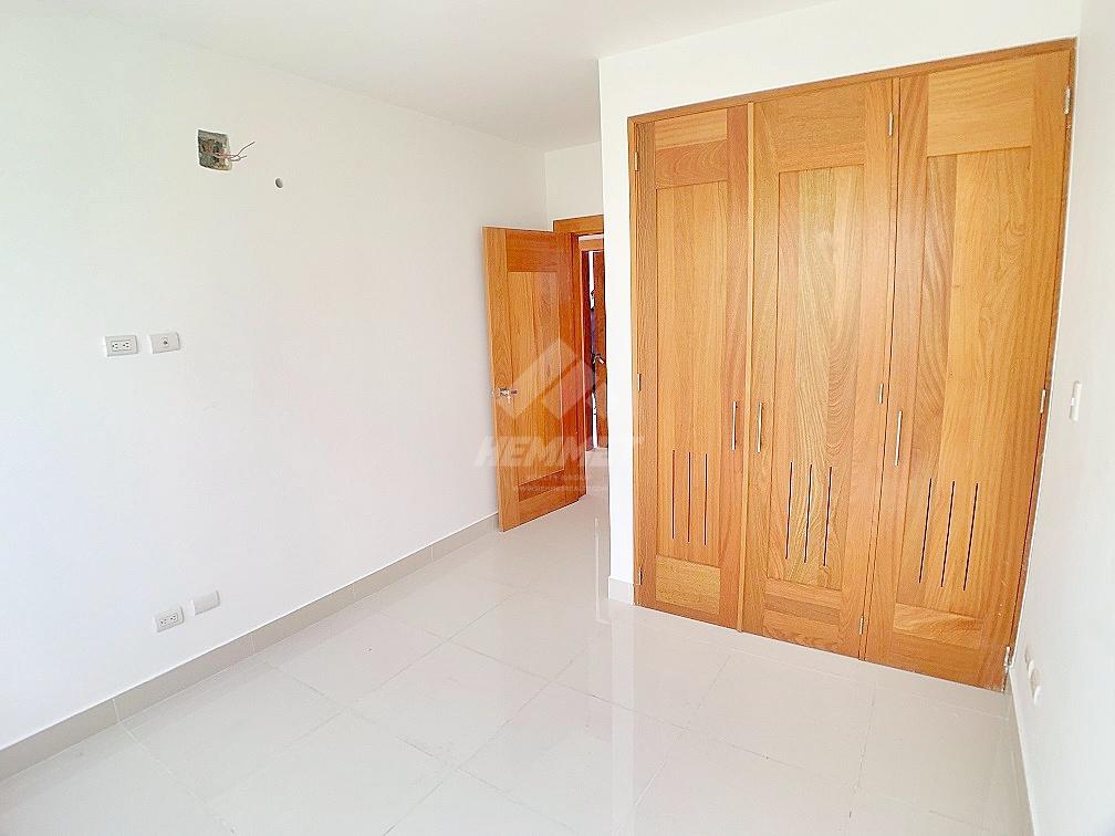 apartamentos - PRIMER PISO PROXIMO LEON JIMENES SANTIAGO 9