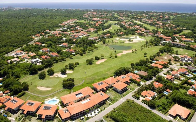 solares y terrenos - Solar en Guavaberry Juan Dolio de 2290m2 en Subasta Publica  3