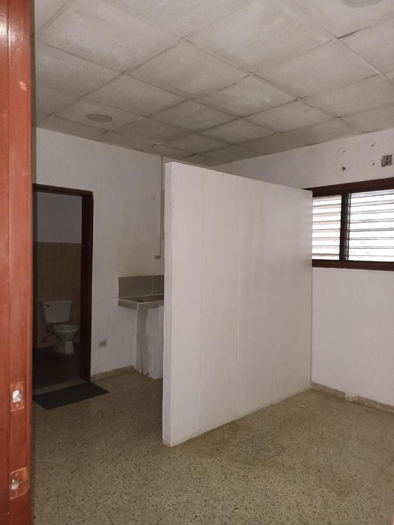 apartamentos - Alquiler Apartamento Estudio Sin Amueblar, Av Delgado, Gazcue, Santo Domingo