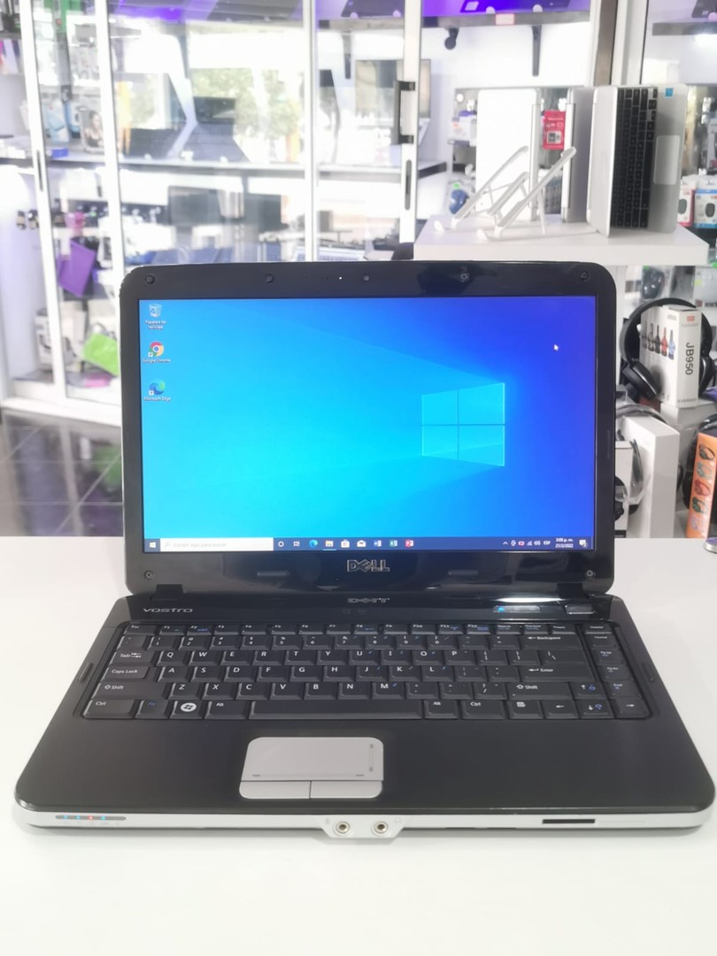 Laptop Dell Vostro 1014 4GB ram 250GB $9,99914 pulgada (3 meses de garantia)