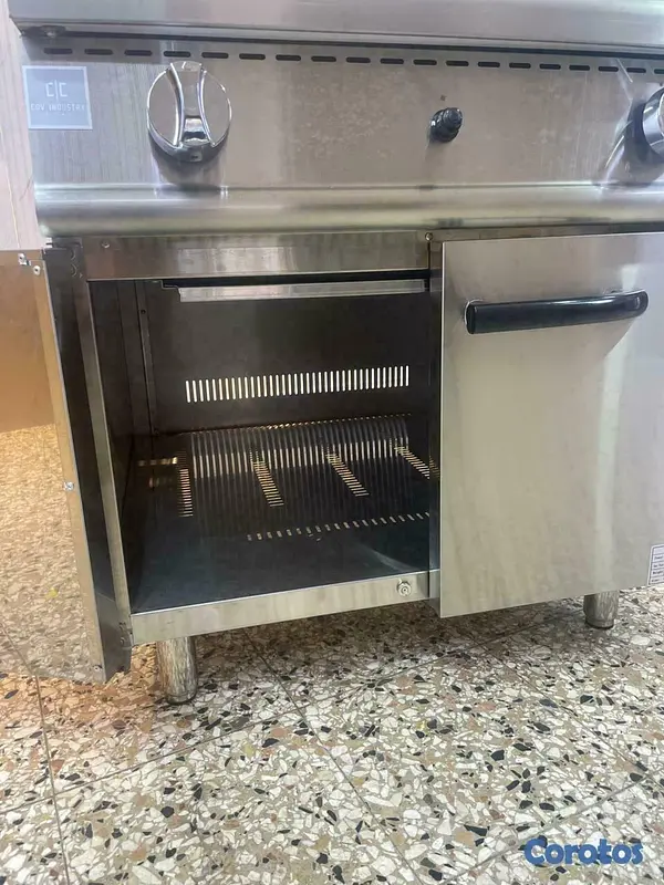 equipos profesionales - Estufa parrilla grill de gas parrillada carnes 7