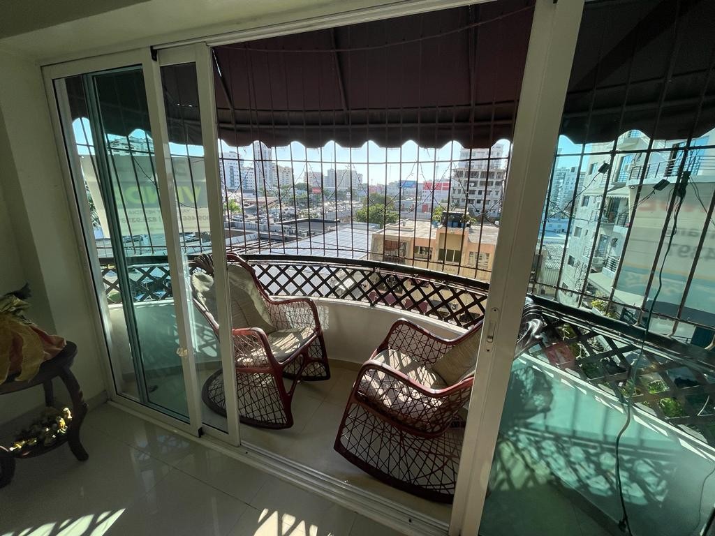 apartamentos - Sin Intermediarios En Venta Aproximadamente 250 mts2 MAS  cuarto del servicio. 8