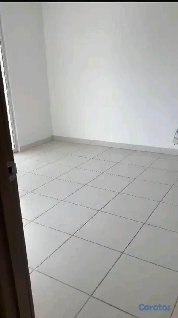 apartamentos - alquilo 2da con terraza en Terrazul 
25,000 
3 hab y 2 baños 10