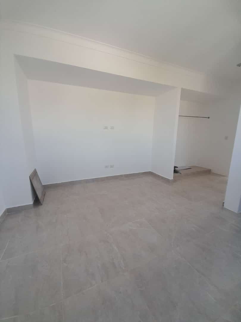 apartamentos - SIN INTERMEDIARIOS, VENDO APARTAMENTO PROXIMO A UNICARIBE. 7