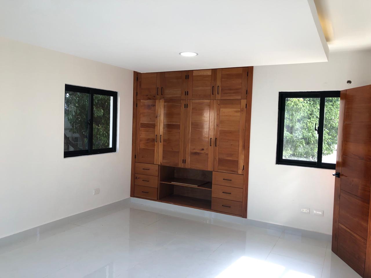 apartamentos - Amplio apartamento en venta en Gazcue 3