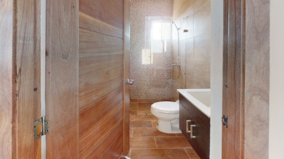 casas - venta de casa en la autopista de san Isidro brisa oriental Santo Domingo este  5