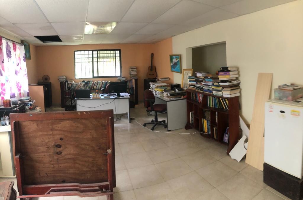 casas - vendo 
casa  Santo Domingo este 
Prado oriental 6