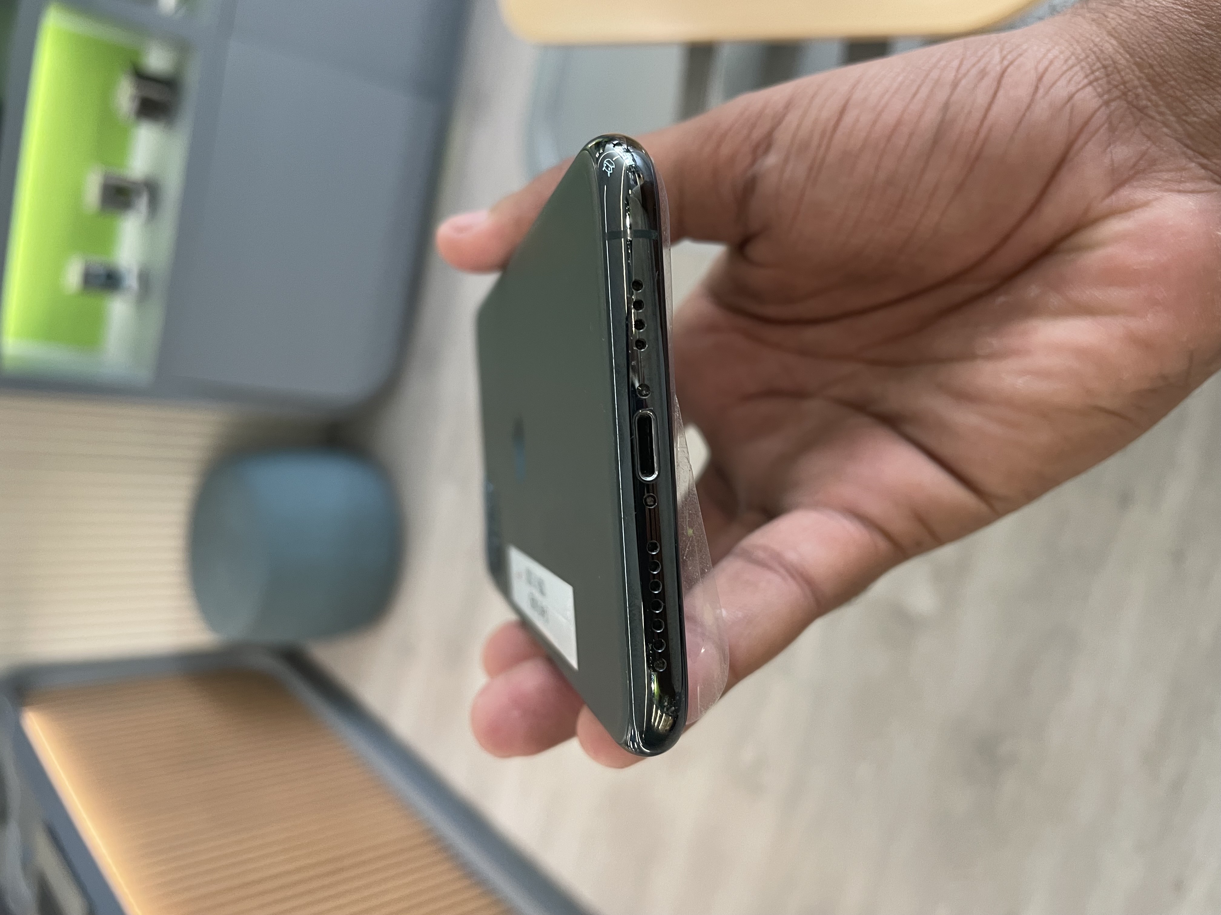 celulares y tabletas - IPHONE 11 PRO MAX 64GBBATERÍA 100% 2