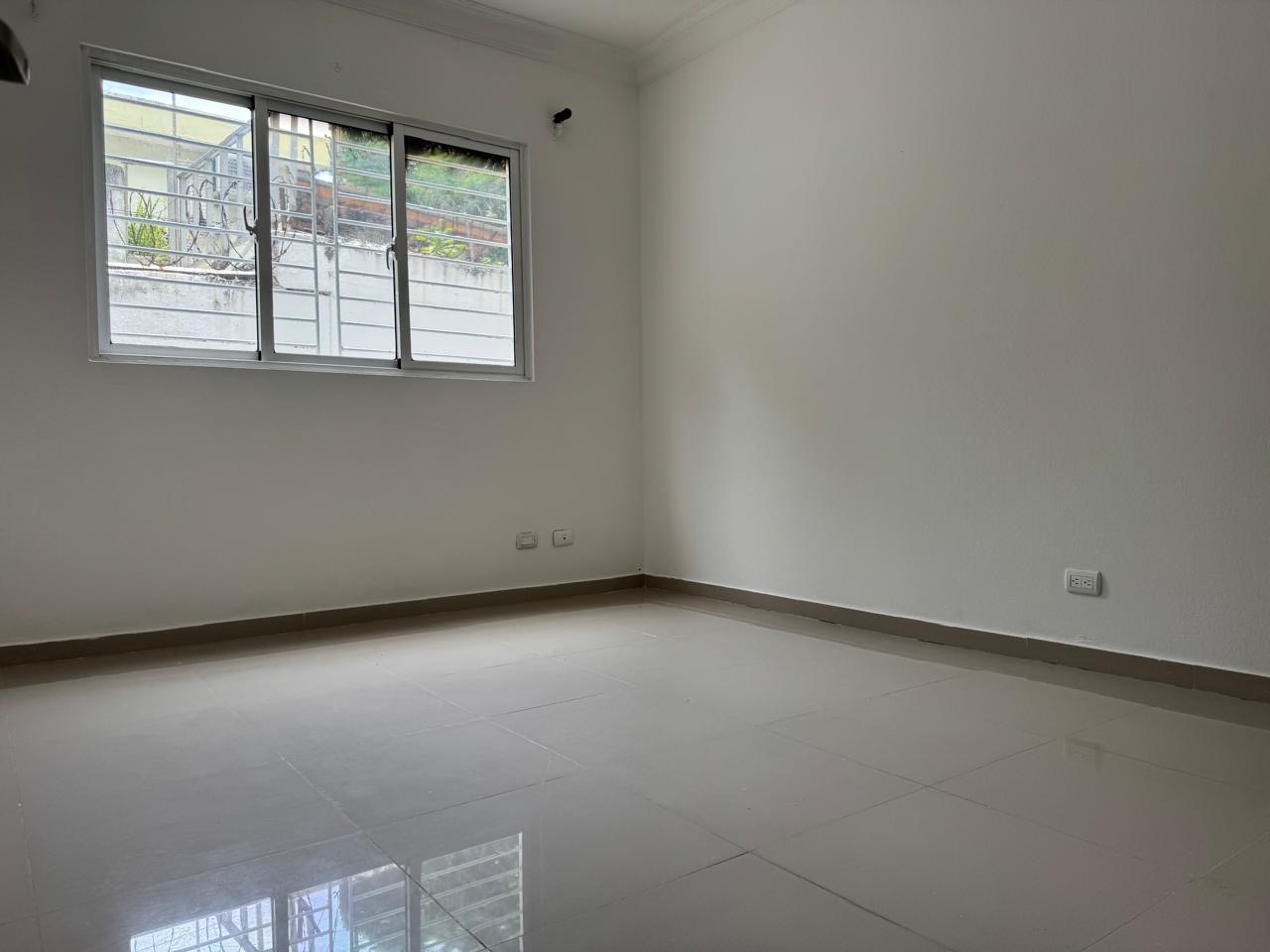 apartamentos - Vendo primer nivel cacique dos hab 2.5 baños dos p 8