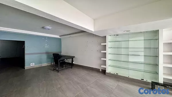 oficinas y locales comerciales - LOCAL EN 1ER NIVEL DE RENTA EMBRUJO 1 SANTIAGO 6
