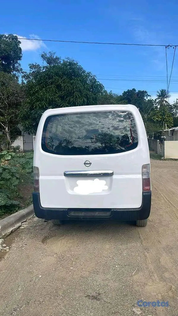 jeepetas y camionetas - Nissan urvan 2009 2